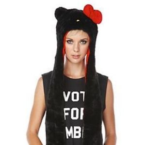 Hello Kitty Beanie /Hand Warmer